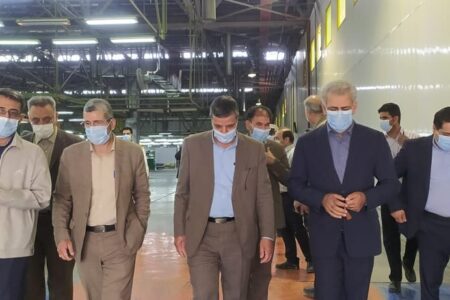 به دنبال معافیت‌ مالیاتی قانونی شرکت‌های خودروسازی هستیم