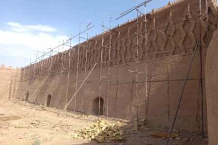عملیات مرمتی یخدان لنگر ماهان 80 درصد پیشرفت فیزیکی دارد