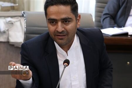 اطلاعات دانش‌آموزان بیمار یا مشکوک به کرونا در سامانه "ایران من" ثبت می‌شود