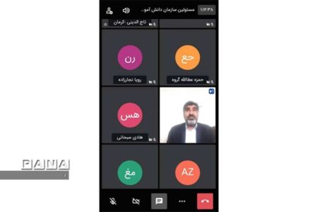 برگزاری مناظره دانش‌آموزی باعث ایجاد شور و هیجان بین دانش‌آموزان می‌شود
