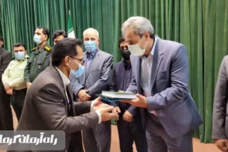 مراسم تکریم و معارفه مدیر اداره آموزش و پرورش شهرستان جیرفت برگزار شد