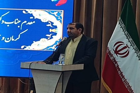شهربابک جوانان متعهد و پای کار دارد