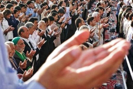 خطیب موقت جمعه کرمان: مسئولان شرایط کشور را برای مردم توضیح دهند