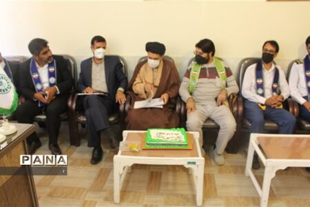 سازمان دانش‌آموزی می تواند با برنامه‌ریزی دقیق جشن تکلیف مدارس را به عهده بگیرد