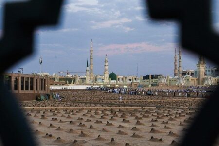 بزرگداشت انبیا الهی از برنامه های آحاد مسلمانان بوده است/ تخریب بقیع حاصل کج فهمی و تندروی های انحرافی است
