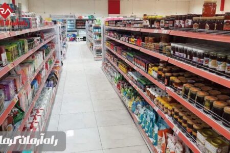 با توزیع اقلام، در جنوب کرمان کمبود کالای اساسی نداریم