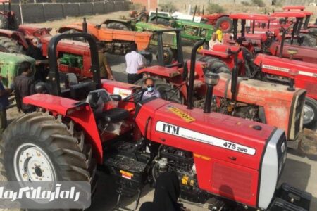پلاک‌گذاری بیش از ۵ هزار و ۸۰۰ دستگاه تراکتور و کمباین در جنوب کرمان