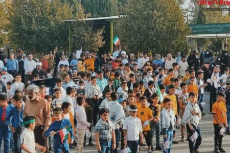 اجرای سرود سلام فرمانده در شهرستان ماهان
