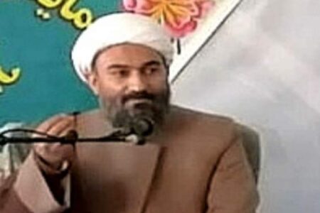 روحانیت اصیل از جنس مردم است/ این قشر هدایت دینی و سیاسی مردم را بر عهده دارد