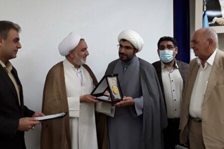 اهدای مدال جوانمردی و پهلوانی کشور به قاضی کرمانی