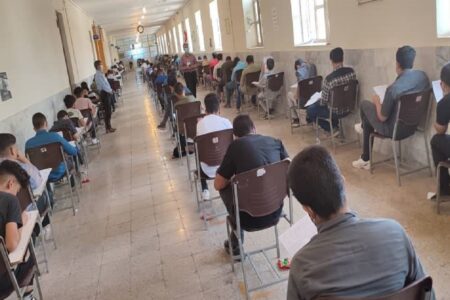 آزمون مدارس نمونه دولتی کرمان برگزار شد