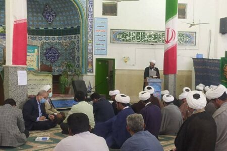 امام جمعه ریگان: ارتباط عمیق بین علمای شیعه و سنی موجب پیشرفت و آبادانی می شود