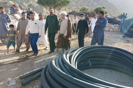 عملیات اجرایی یک طرح آبرسانی روستایی در ریگان آغاز شد
