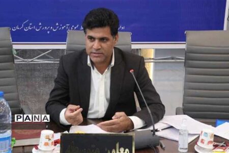 هدایت تحصیلی دانش‌آموزان باید توأم با آگاهی و آزادی عمل باشد