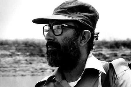 شهید چمران استادی در صحنه عمل بود/ ایشان سیاستمداری با بصیرت و مبارزی شکست ناپذیر در میدان نبرد بود