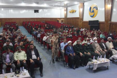 آیین تکریم و معارفه فرمانده سپاه زرند