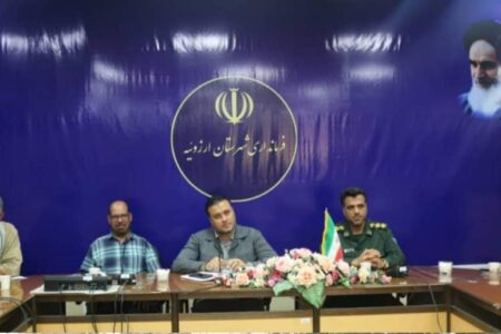 باید دین خود را به شهدا ادا کنیم زیرا به ازای هر صندلی مدیریتی در کشور ۷۲ شهید داده ایم