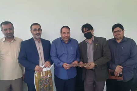مدیرمسئول روزنامه واقعه به عنوان پیشکسوت رسانه های امام رضایی معرفی شد