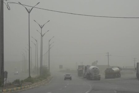 طوفان شهرستان فهرج را درنوردید