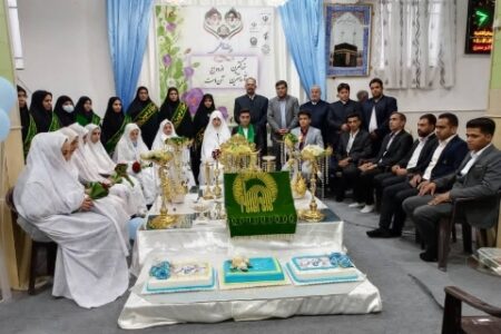 جشن ازدواج آسان ۸ زوج جوان رفسنجانی برگزار شد