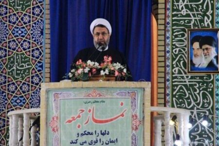امام جمعه کرمان: دفاع از معروف ریشه اساسی نهضت امام حسین (ع) است