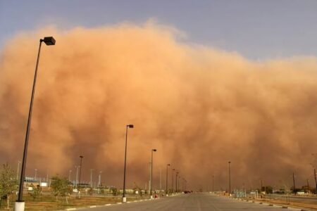 دید افقی در جنوب کرمان به کمتر از ۱۰ متر رسید