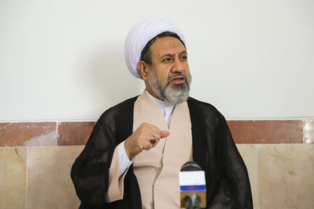 جهاددانشگاهی باید بین دانشگاه و جامعه صنعتی پیوند قوی ایجاد کند