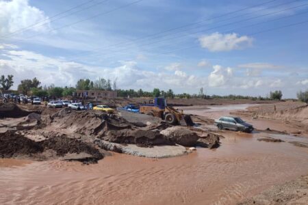 محور رودبار به زهلکلوت در محدوده پل رحمت آباد بازگشایی شد