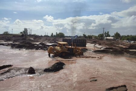 خسارت ۱۲۰ میلیارد تومانی سیلاب به راه های جنوب کرمان