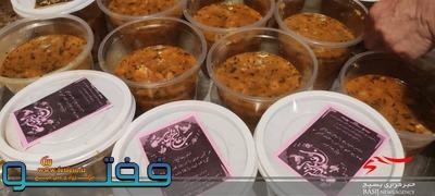 توزیع ۱۵۰۰ پرس غذا به مناسبت عید بزرگ غدیرخم