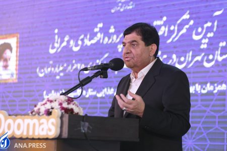 مخبر: سرمایه گذاری و اشتغال را خط قرمز دولت می‌دانیم