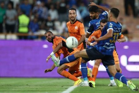 سید صالحی : بازیکنان پرسپولیس استرس زیادی در بازی با آلومینیوم داشتند/ تفکرات هجومی ساپینتو برای استقلال دردسر ساز می‌شود 