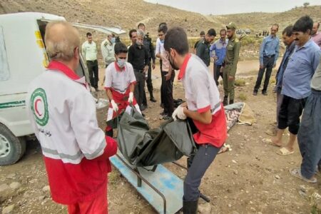 رهاسازی جسد یک زن در رودخانه زردشت بافت