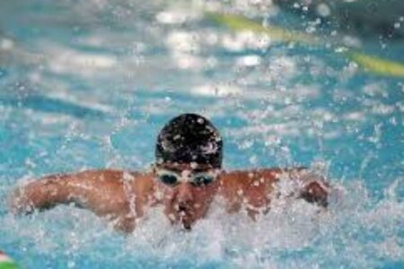 ۱۲ مدال رنگارنگ سهم شناگران نابینای کرمانی از مسابقات کشوری