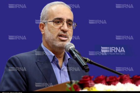 استاندار:خدمات بانک‌های خصوصی در کرمان صفر است