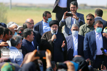 انجام بیش از ۲۰ هزار ملاقات در میزهای ارتباطات مردمی در ایستگاه کرمان