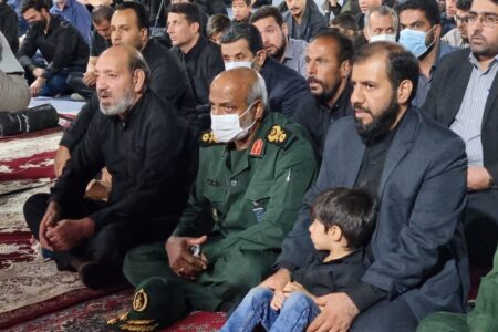 یادواره شهید مدافع حرم زرند با آزادسازی ۲ جوان زندانی جرائم غیرعمد برگزار شد