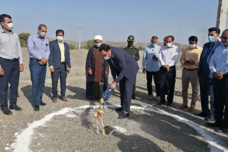 عملیات اجرایی ۲ طرح عمرانی در منوجان آغاز شد