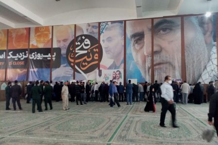 مصلاهای نماز جمعه کرمان هم رنگ خدمت گرفت+فیلم
