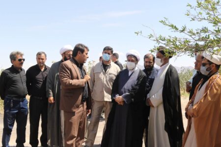 ازمناطق آسیب دیده از سیل شهرستان زرند بازدید نمود