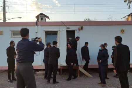 وجود خوابگاه کانکسی در مجتمع آموزش عالی بم برازنده دانشجویان نیست