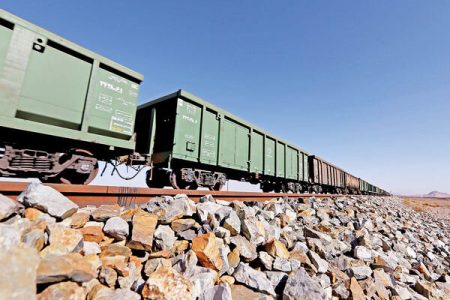 رشد ۳۸ درصدی بارگیری در راه آهن کرمان