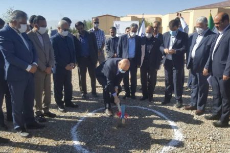 کلنگ‌زنی طرح توسعه آمفی تئاتر مرکزی دانشگاه شهید باهنر کرمان