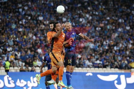 استقلال، آزادی و بانوان مقابل تیم مس