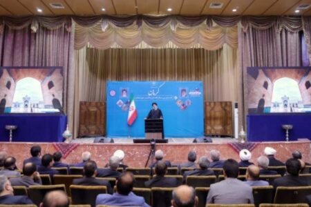 خودکفایی، استقلال و عزت کشور را در گرو تقویت رونق تولید است/ فعالان اقتصادی افسران حوزه تولید کشور هستند