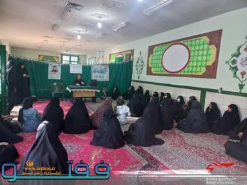 برگزاری نشست بصیرتی جهاد تبیین و امربه معروف ونهی از منکر در تکیه ابولفضل گلباف