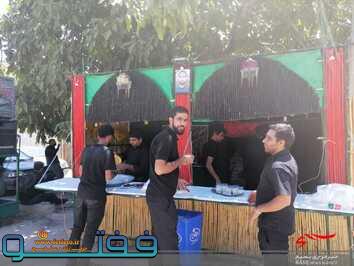 سفره سیدالشهداء و ایستگاه صلواتی ماه محرم با همت گروه جهادی انصار الرسول گلباف