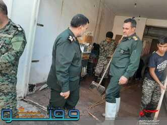 سپاه و بسیج همچنان در خدمت مردم سیل زده