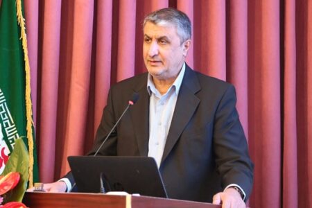 اسلامی: دشمنان به تحریم ایران عادت کرده‌اند/بهره‌گیری از انرژی اتمی در کشاورزی و معادن کرمان