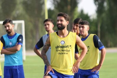 بازی گل‌گهر و استقلال بدون تماشاگر برگزار می‌شود
